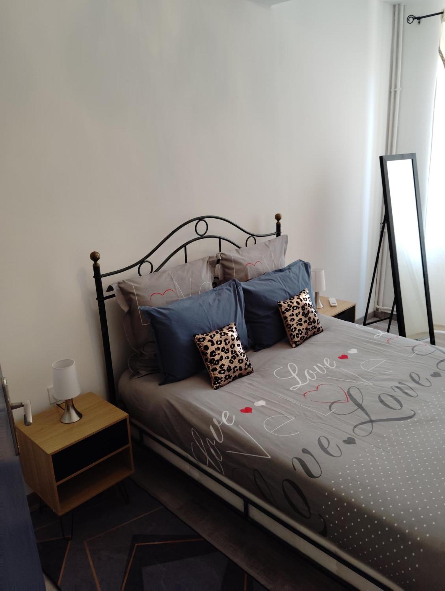 Maison Chez Marthe Le Muy Extérieur photo