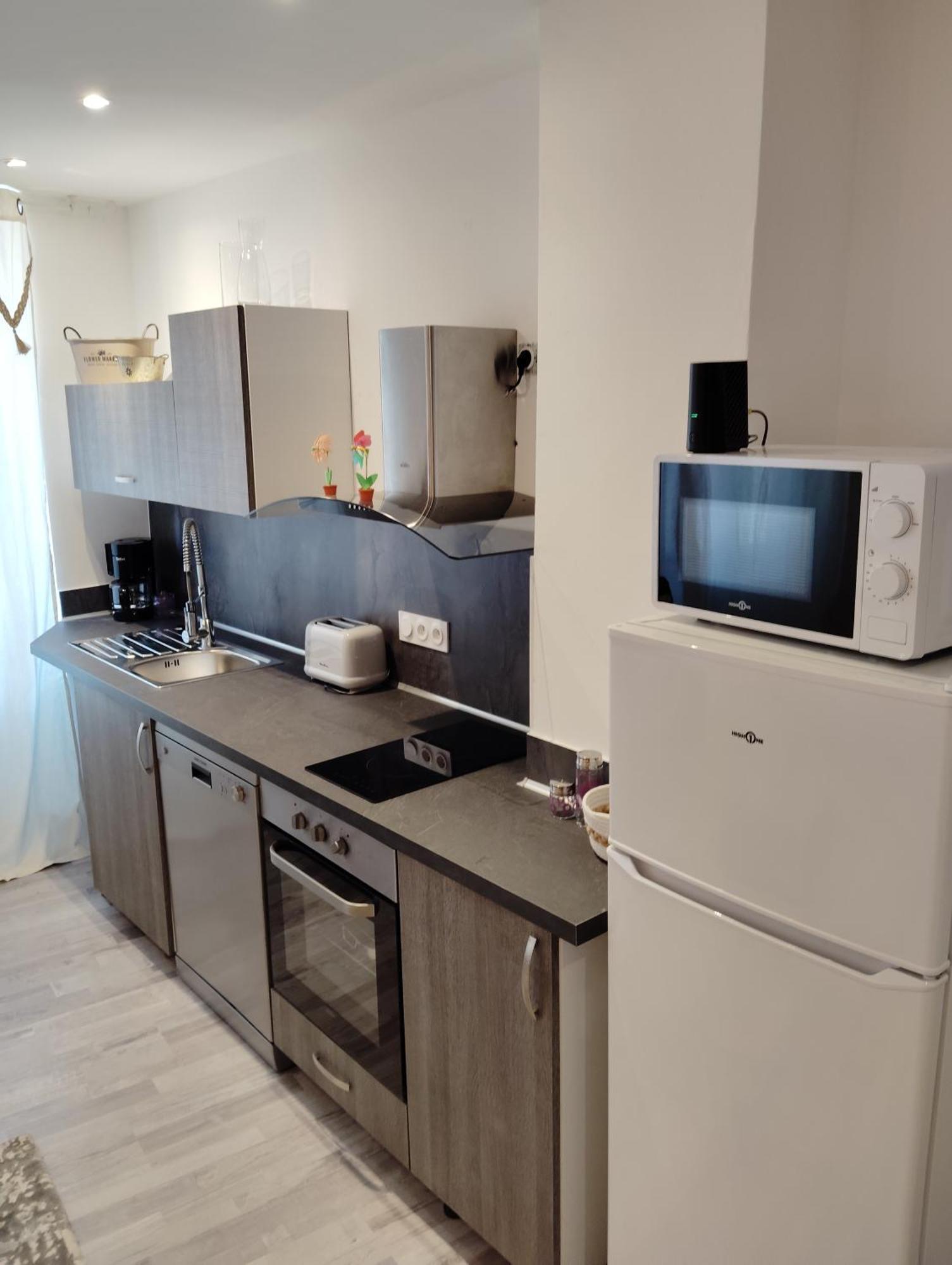 Maison Chez Marthe Le Muy Extérieur photo